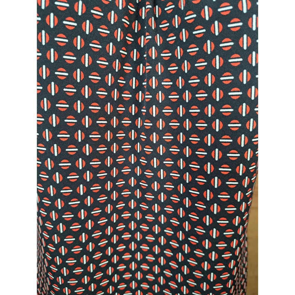 Worthington Petite Medium Black Red Geometric Circle Print‎ Short Sleeve Blouse - Picture 2 of 8
